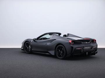 صورة 8 لـ 2020 Ferrari 488 PISTA