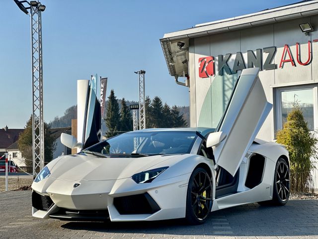 Lamborghini Aventador LP 700-4