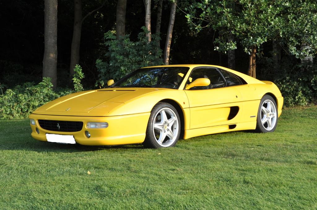 Ferrari F355
