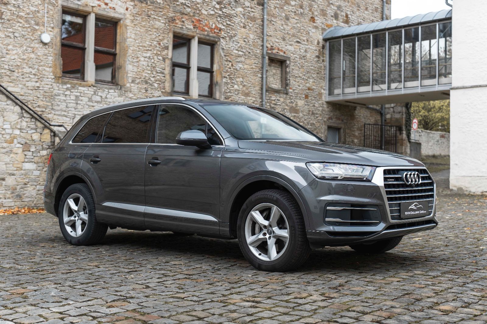 Fahrzeugabbildung Audi Q7 3.0 TFSI Quattro LED PANO NAV 7 SITZER BOSE