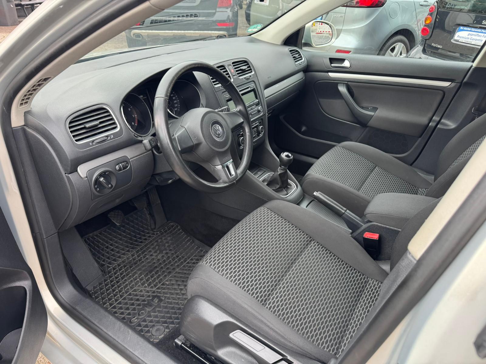 Volkswagen Golf 2011 — photo 8