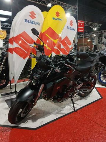 Suzuki GSX-S950 