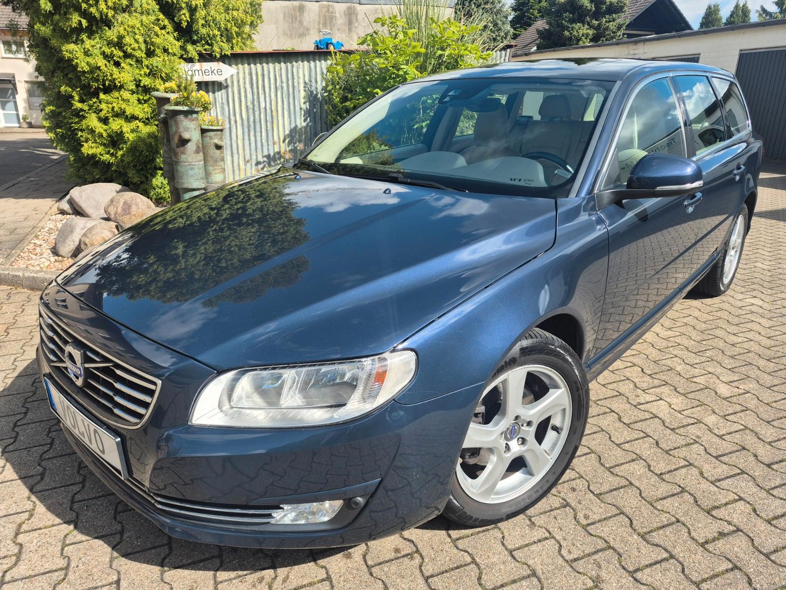 Volvo V70 D4 Momentum Standheizung