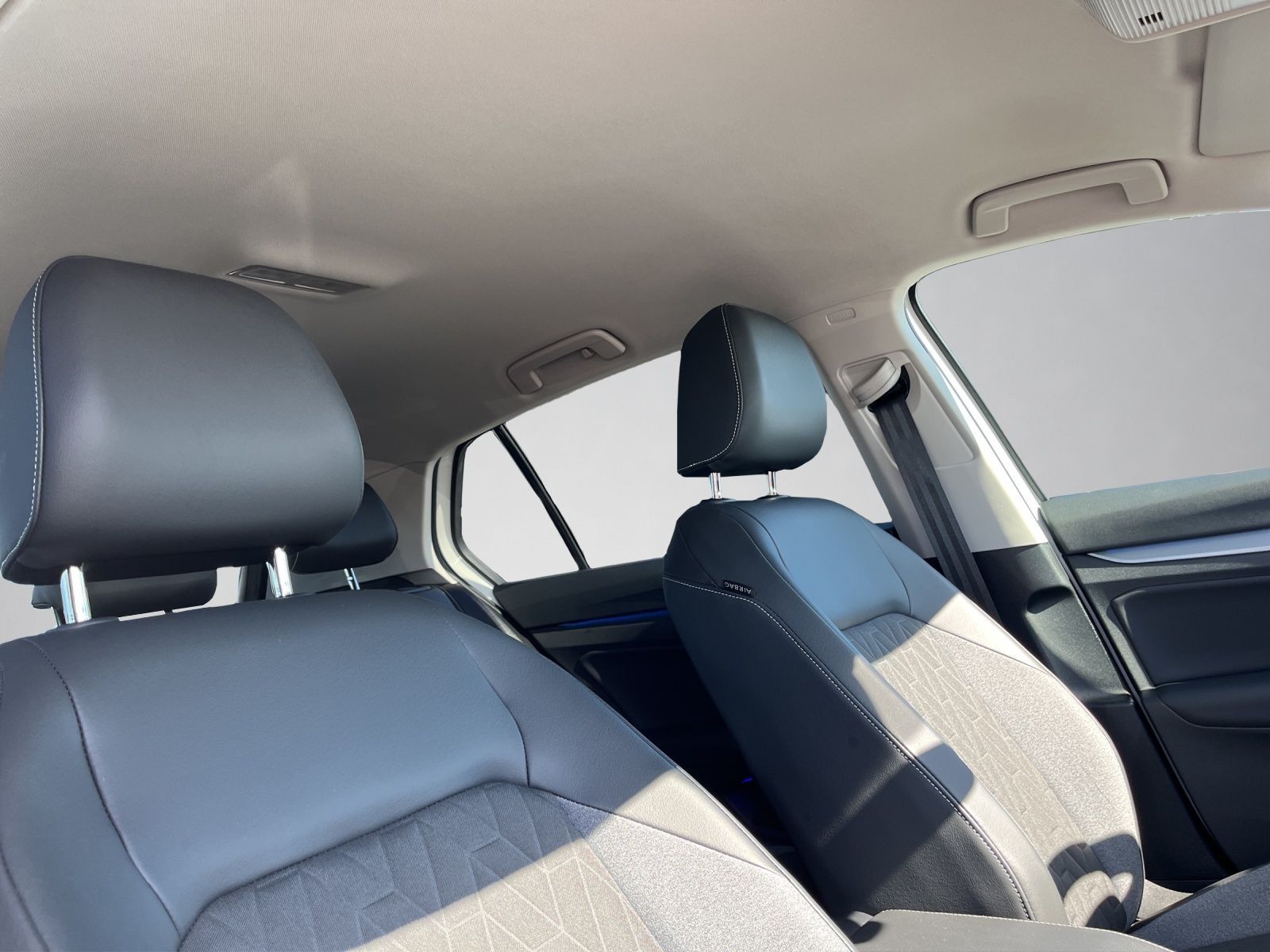 Volkswagen Golf - Bild 5