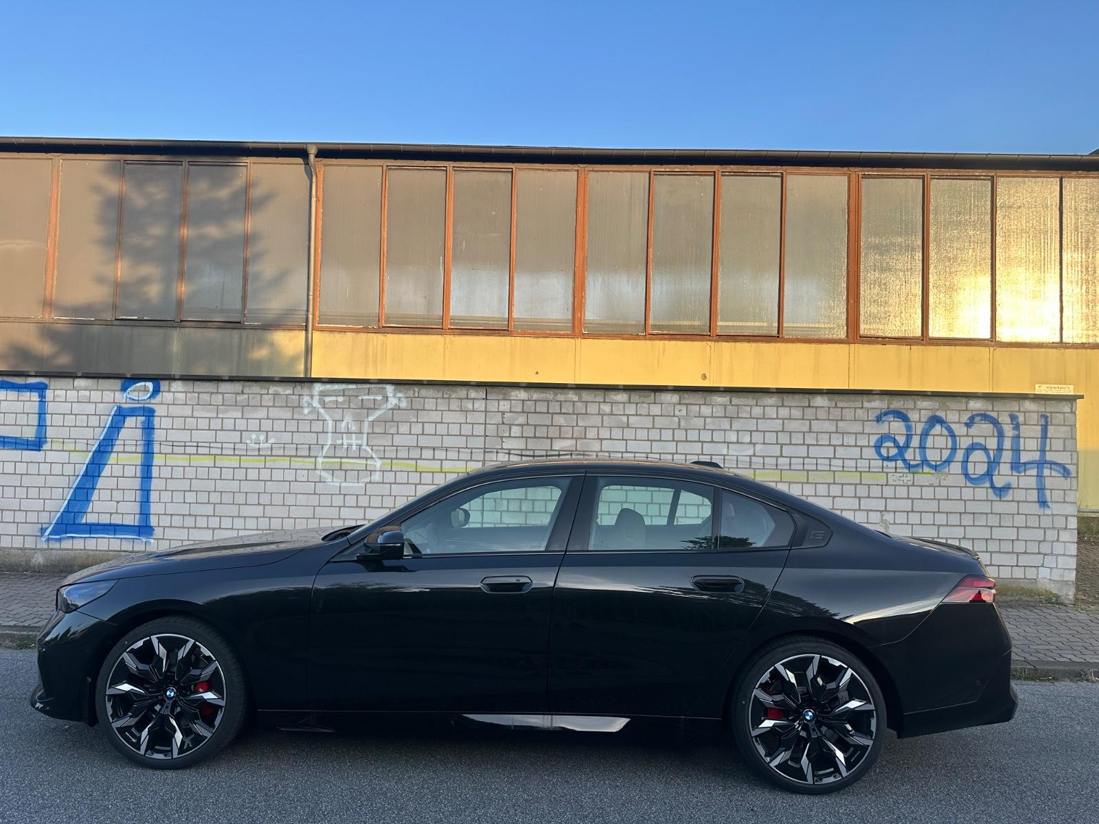 BMW 520 i M Sport,Panorama,LED,Kamera,2026