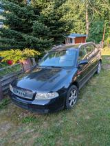 Audi A4 1,6L - Audi A4 aus 1999: Kombi
