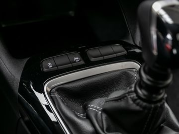 Opel Corsa F 1.2 Basis Komfort-Paket Spurhalteassi.