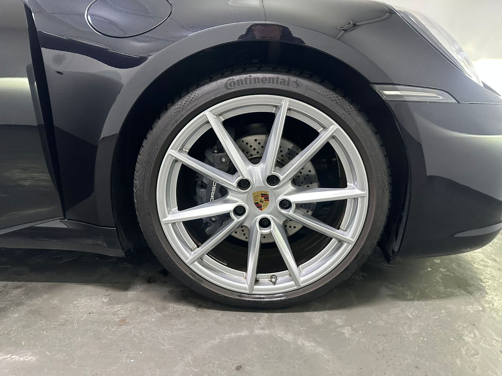 Fahrzeugabbildung Porsche 992 Carrera Cabriolet *SPORT-CHRONO*