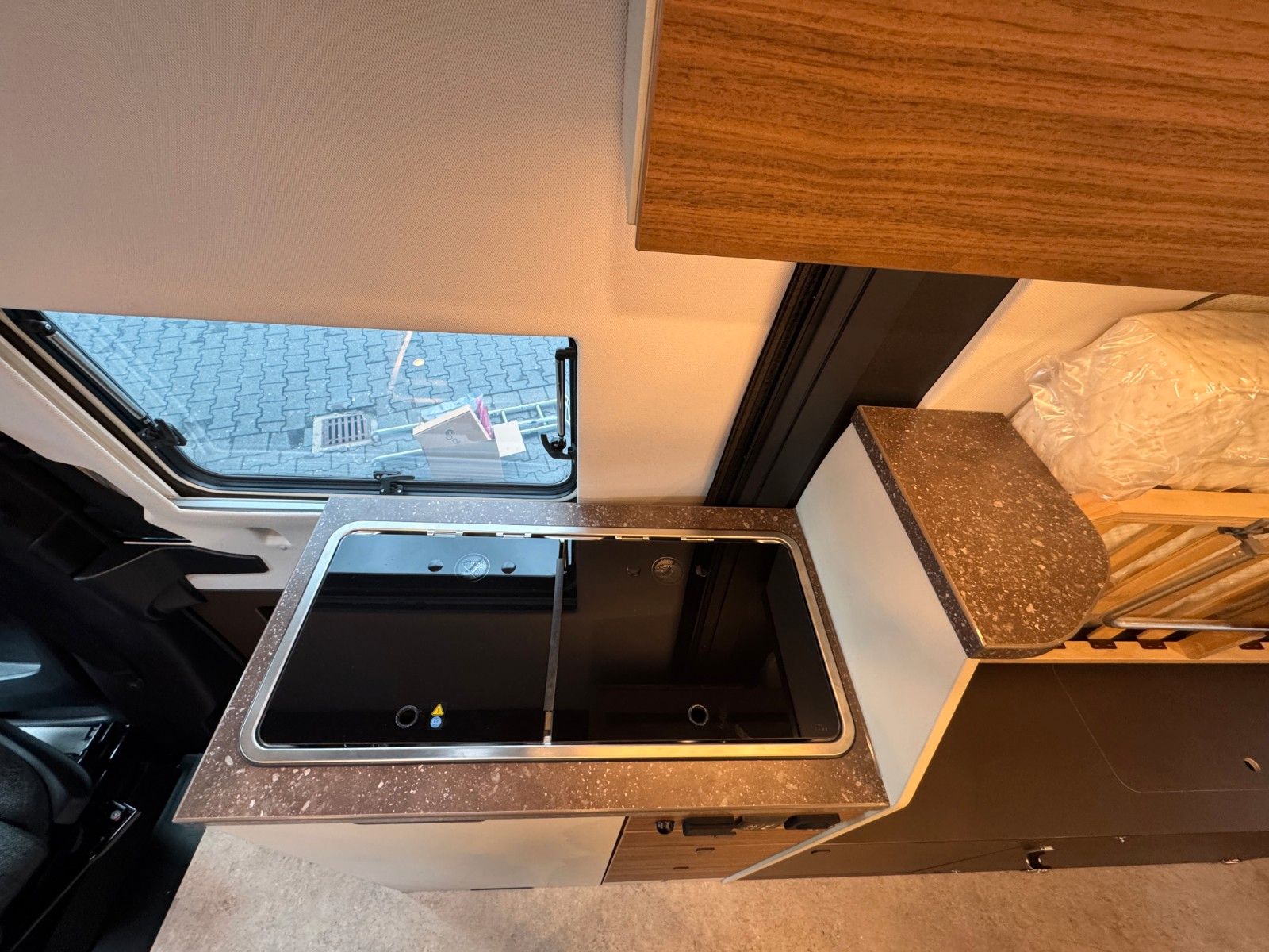Fahrzeugabbildung Bürstner Habiton HMX 4x4 Schlafdach SIE SPAREN € 8.008,-!