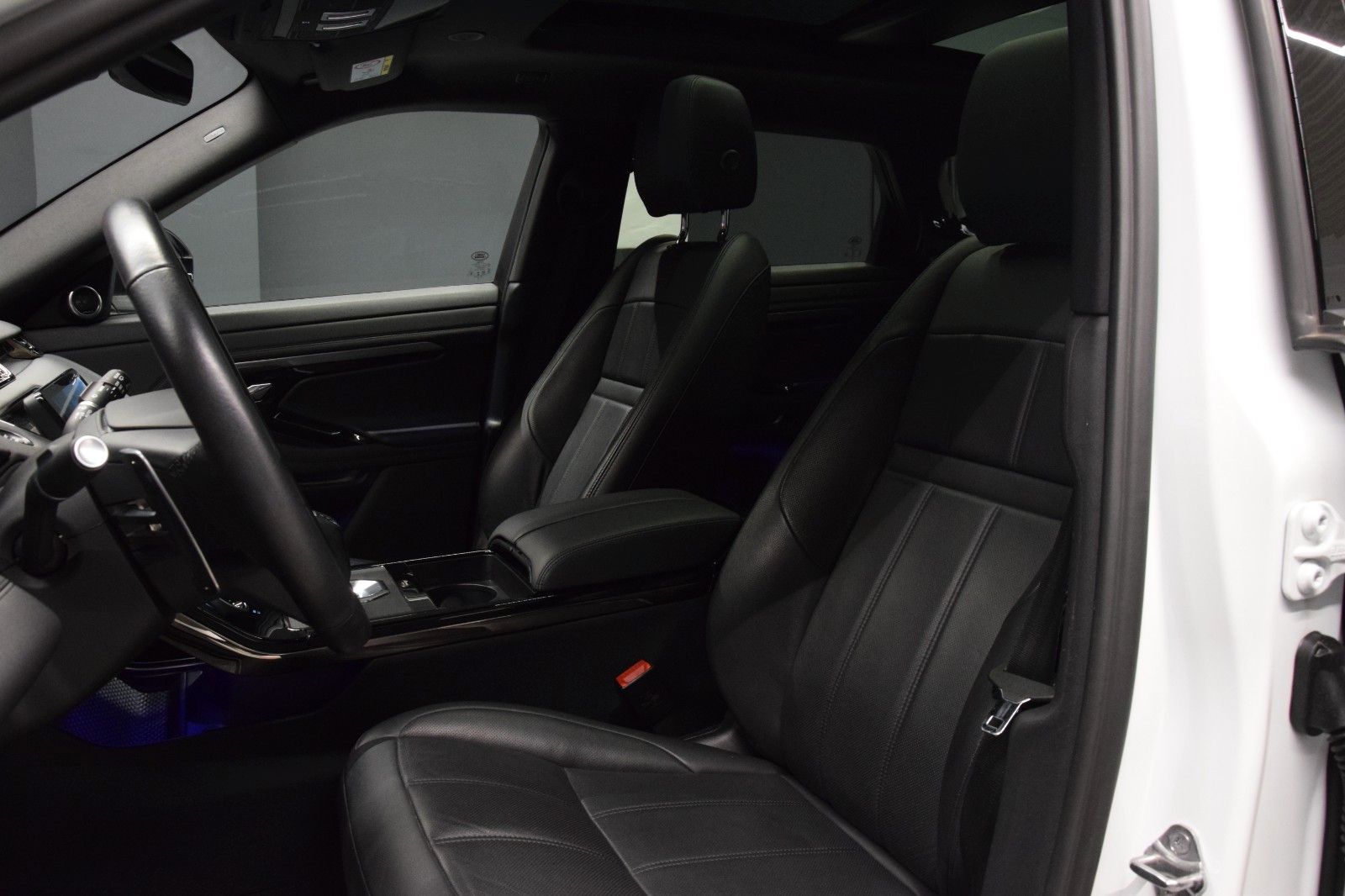 Fahrzeugabbildung Land Rover Range Rover Evoque R-Dynamic SE Pano ACC Memory