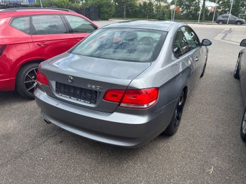 BMW 320 - 4