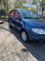 Fiat Punto 1.2 Benzin*5 Trüg*TÜV 04/2027 - Fiat Punto Gebrauchtwagen in Mannheim
