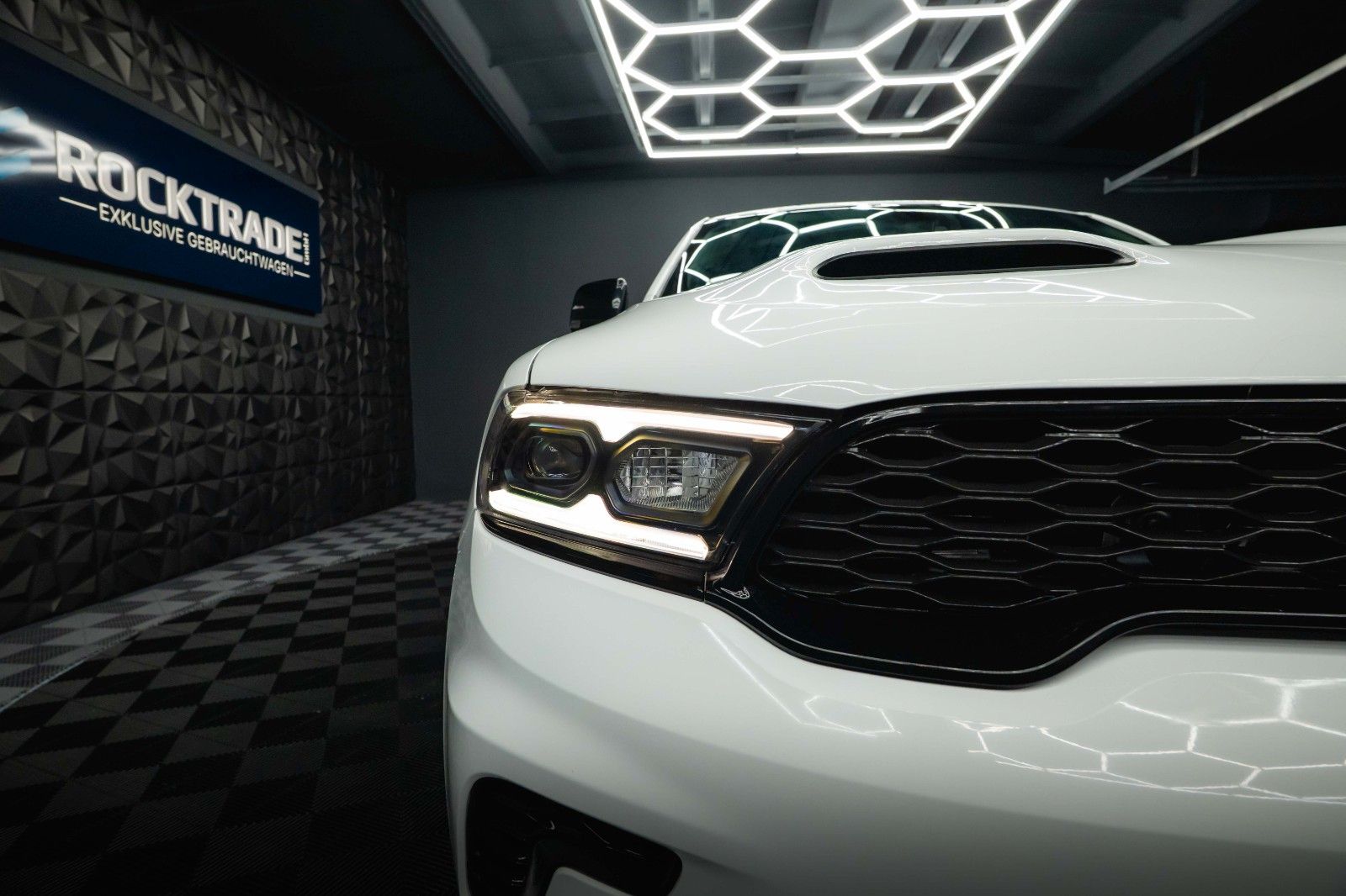 Fahrzeugabbildung Dodge Durango 5.7 V8 R/T  4x4 Night Paket *LED*1.Hand*