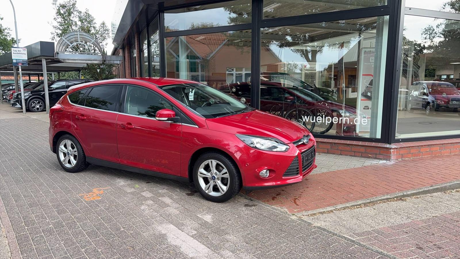 Ford Focus Lim. 1.0 EcoBoost+Zahnriemen Neu+Garantie