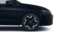 Volkswagen Golf VIII 1.5TSI R-Line Black Style StdHz Pano H