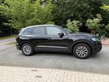 Volkswagen Touareg 3.0 V6 TDI SCR 170kW 4MOTION Tiptronic - - VW Touareg Gebrauchtwagen in Hamburg