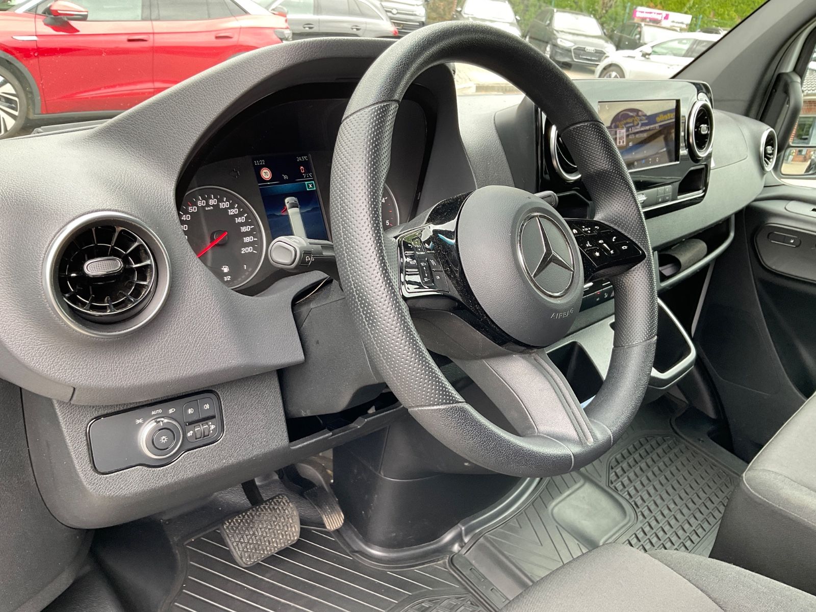 Fahrzeugabbildung Mercedes-Benz Sprinter 317 CDI,L2 H2,Automatik,Kamera,Navi,GJR