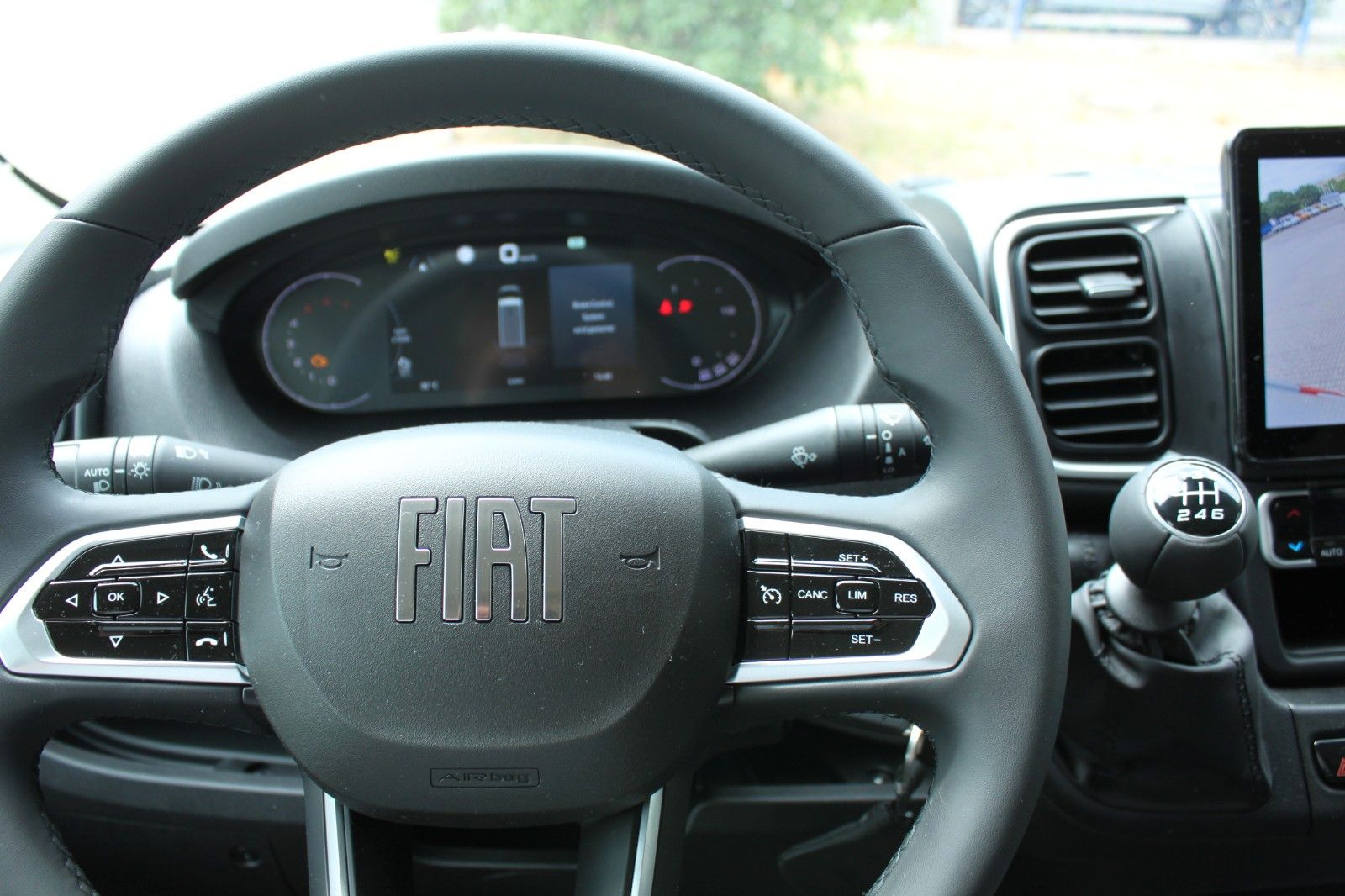 Fahrzeugabbildung Fiat Ducato H1 L2 33 L2H1 120 Multijet Flach