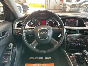 MYAUTOCENTER – Gebraucht- und Jahreswagen mit Werkstattservice in Pfaffenhofen Audi A4 *AHK*TEMPO*PDC*SitzH*