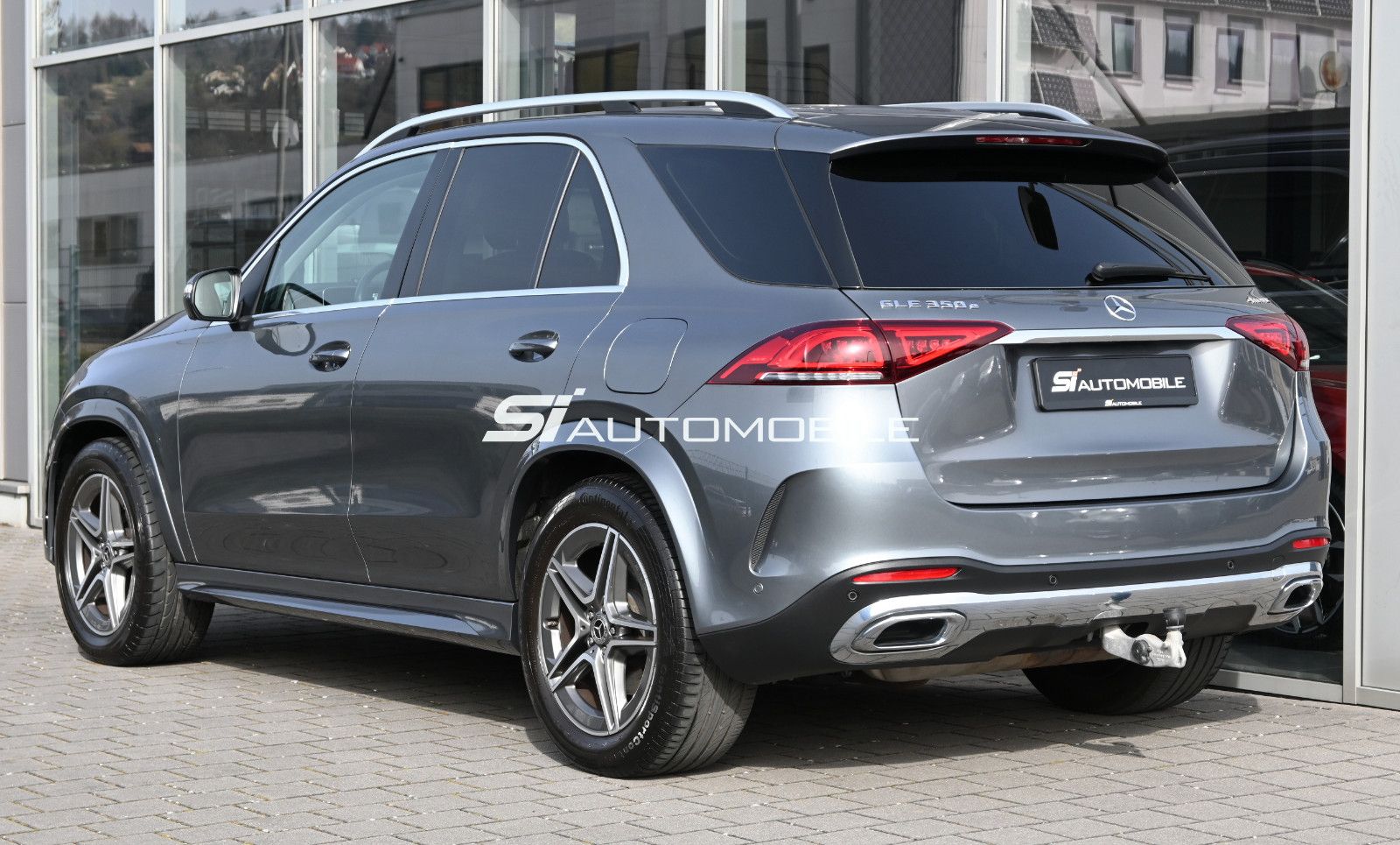 Fahrzeugabbildung Mercedes-Benz GLE 350 e 4M AMG °ACC°AHK°AIRMATIC°360°4-ZONEN