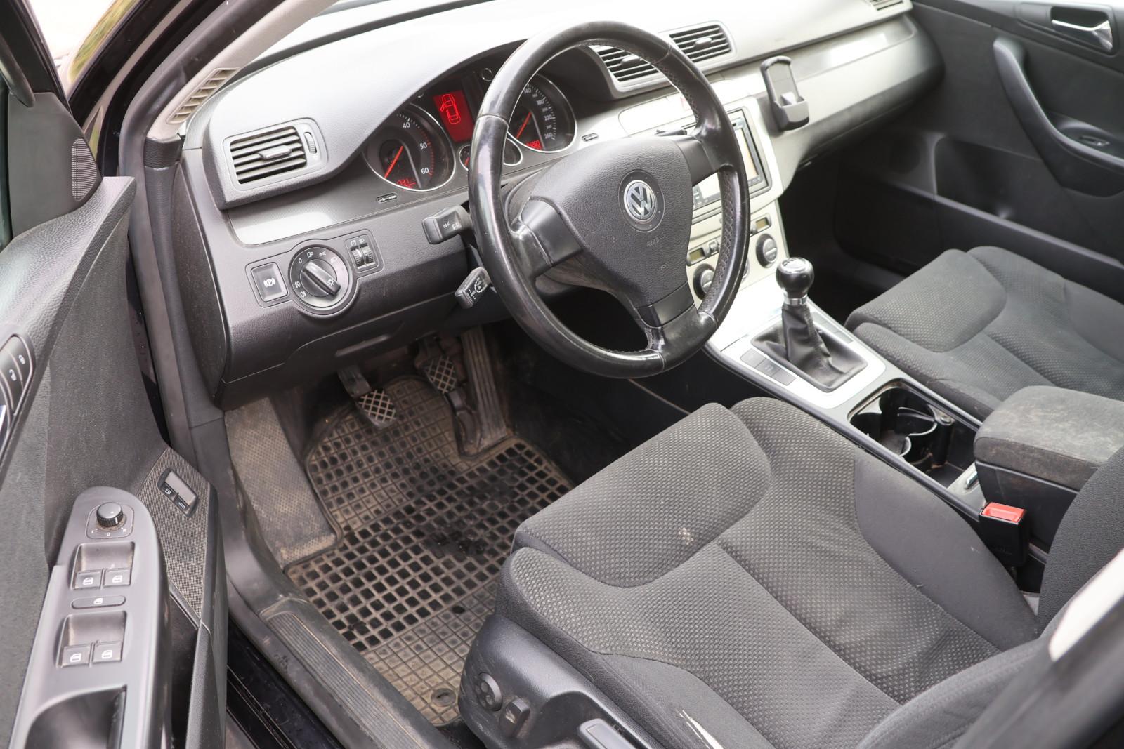 Volkswagen Passat 2006 — photo 13