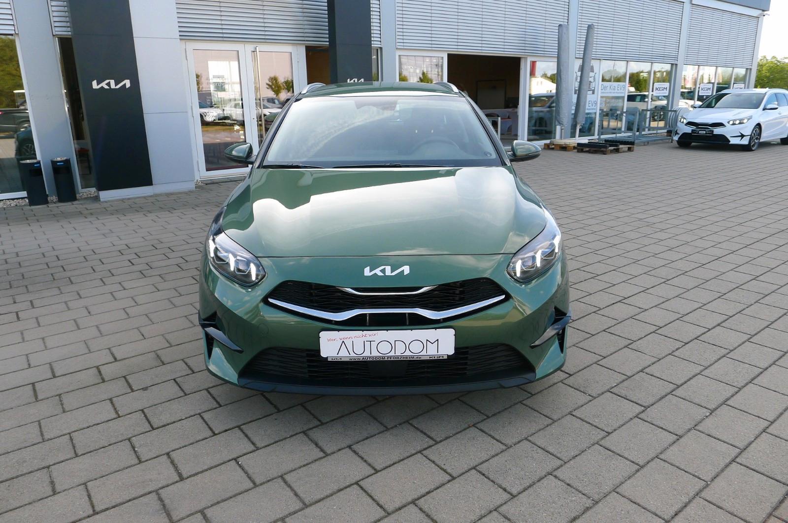 Kia Ceed SW 1.5 T-GDI 140 PS DCT Spirit/Navi/UVO