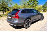 Volvo V90 Cross Country D5 AWD Pro - Vollausstattung - Volvo V90 Cross Country von privat