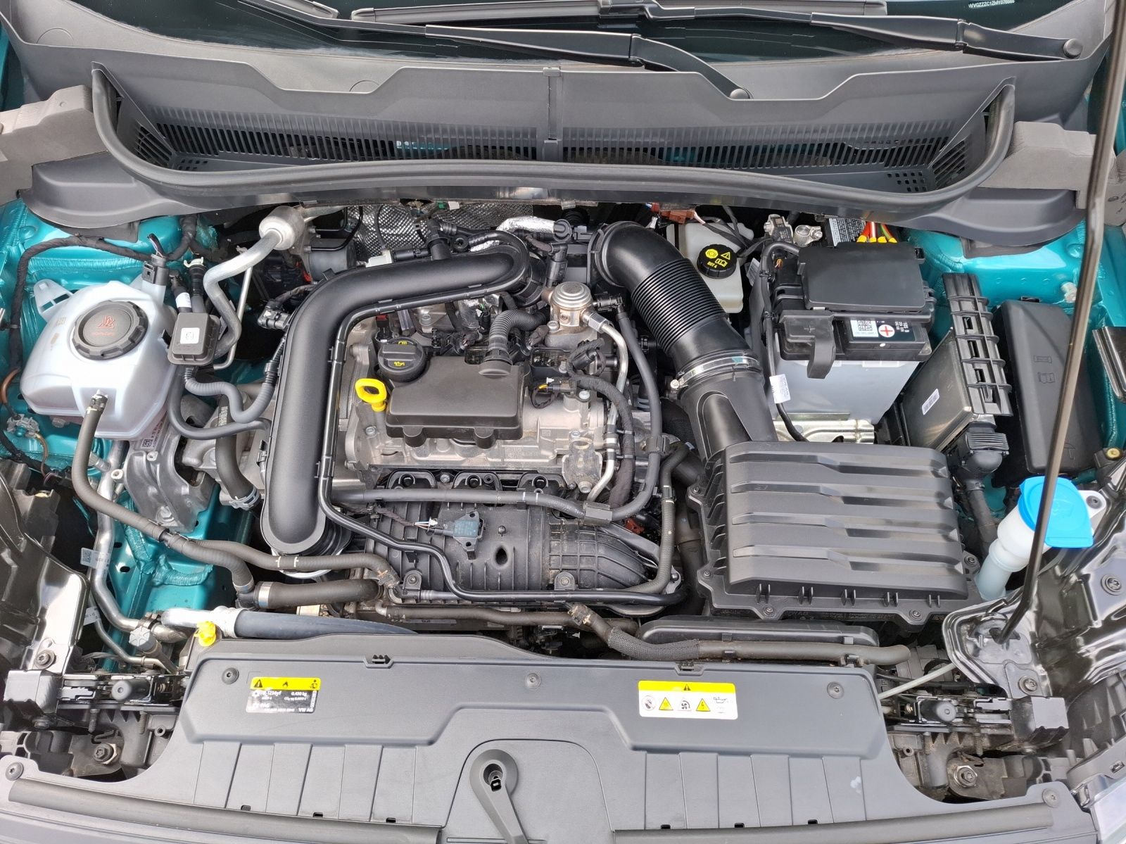Fahrzeugabbildung Volkswagen T-Cross TSI Life DSG LED Navi Climatronic ACC PD