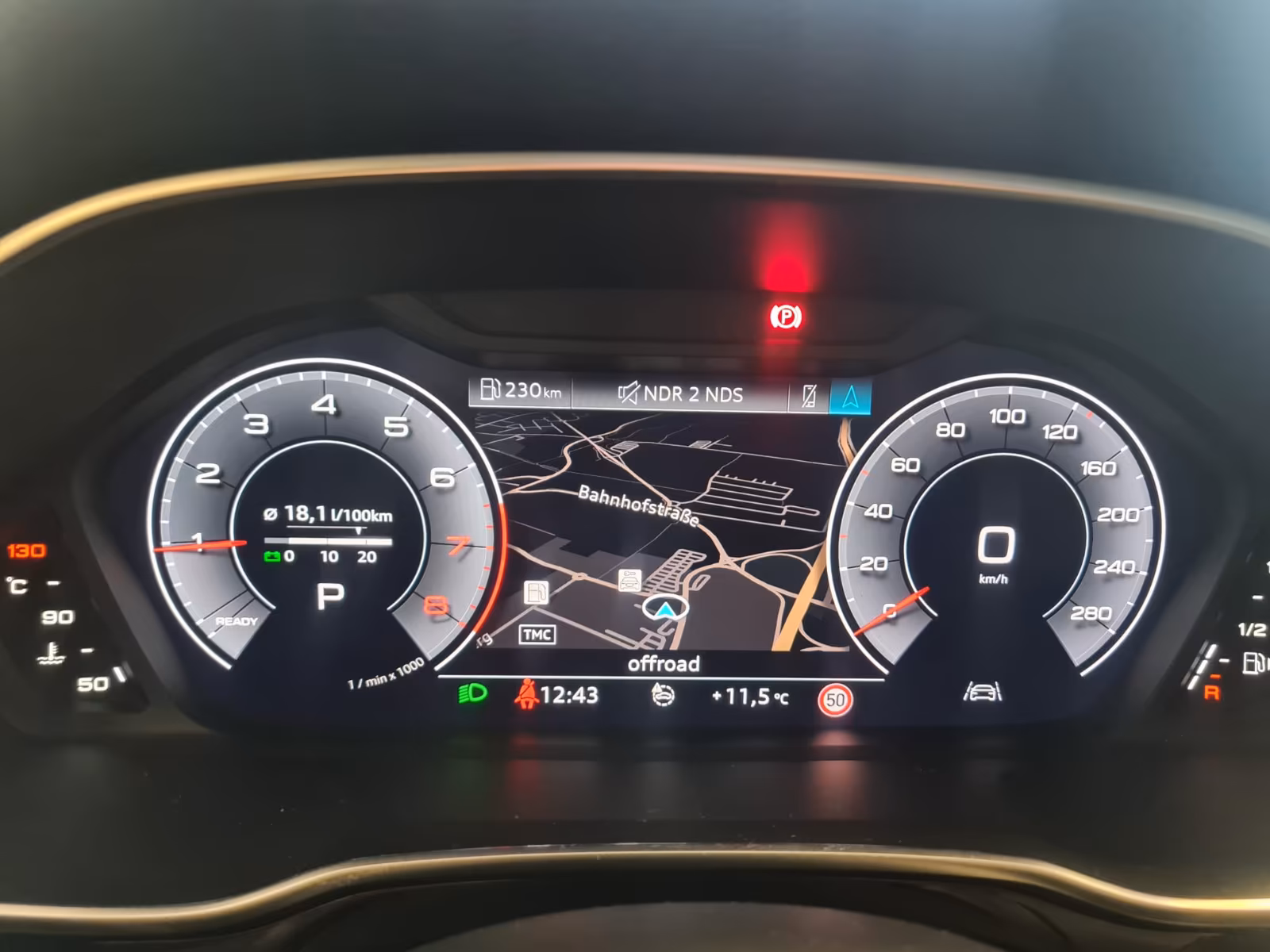 Audi Q3 35 TFSI ad./Navi / Leder / AHK / KAMERA, миниатюра 15