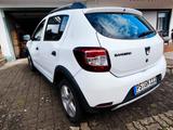 Dacia Sandero Stepway (Start-Stop, Bluetooth, MP3) - gebrauchte Dacia Sandero aus dem Jahr 2015