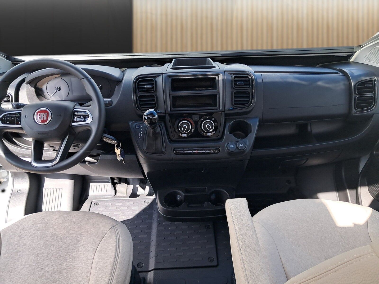 Fahrzeugabbildung Karmann Dexter 540 Automatik, Alu Felgen, Concept Paket