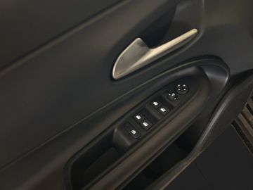 Alfa Romeo Junior 1.2 Ibrida Speciale MASSAGE LED KAMERA SH