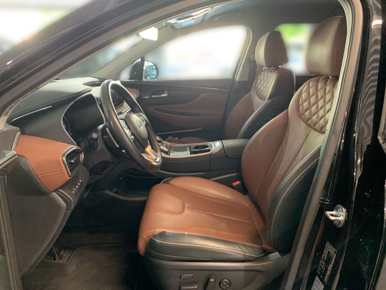 Fahrzeugabbildung Hyundai SANTA FE 1.6 T-GDI Prime Plug-In Hybrid 4WD AHK