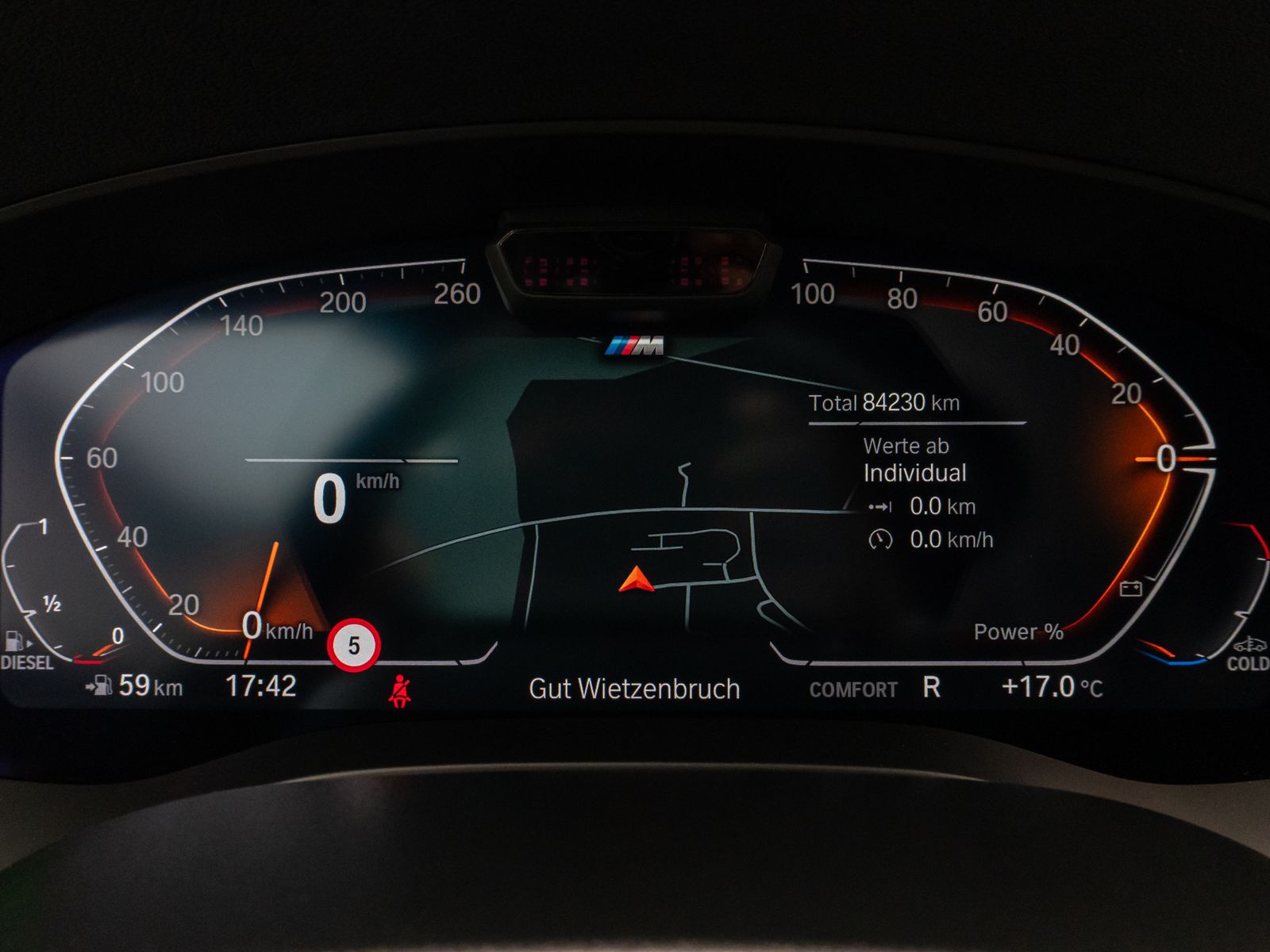 Fahrzeugabbildung BMW 530d xD M Sport Laser HUD DAB H/K ACC AHK Komfor