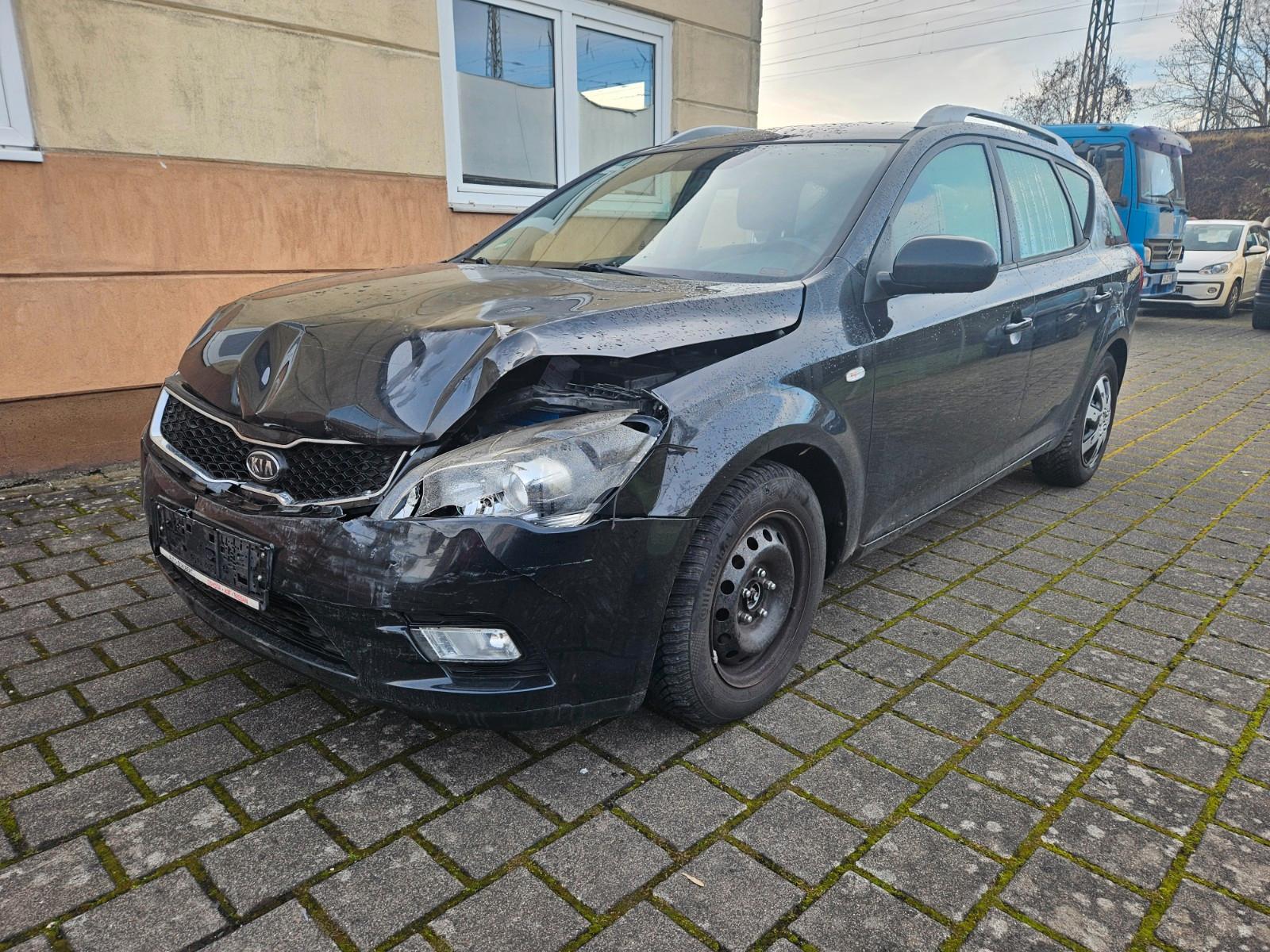 Kia ANDERE Ceed Sportswagon Edition 7