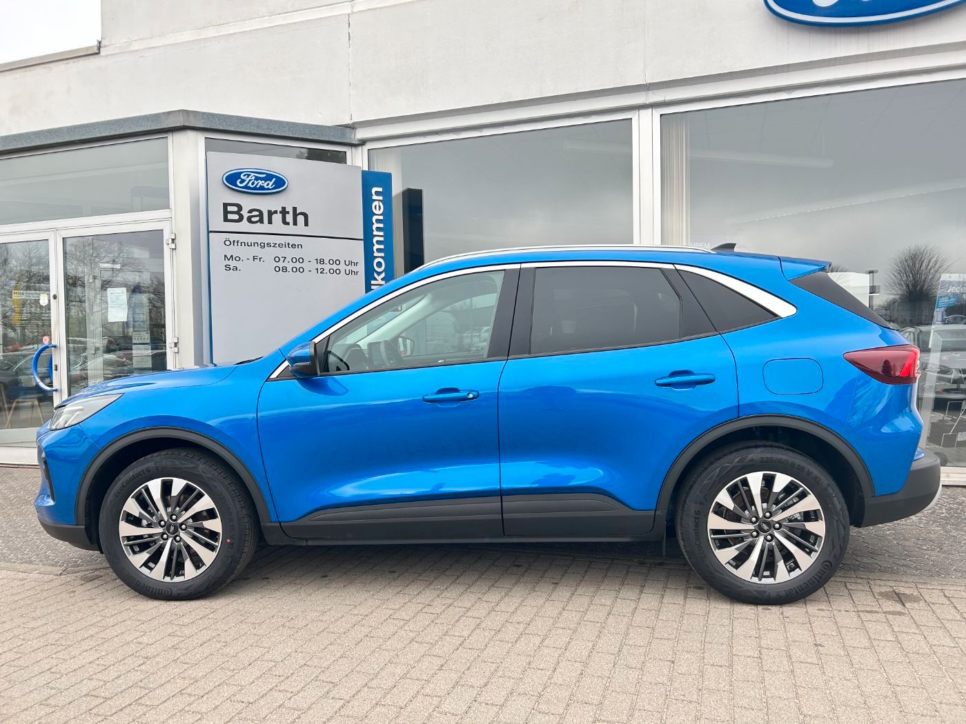 Ford Kuga 2.5 Duratec FHEV Titanium LED 4xSHZ AHK imagem 3