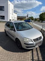 Volkswagen VW Polo 9N  Baujahr 2007  98.000 km  1.... - Volkswagen Polo: 98