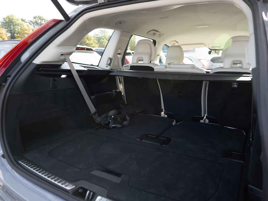 Volvo XC90 Recharge T8 AWD AHK ACC FACEL. STANDHZ LED
