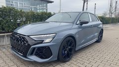 Audi RS3 Sportback*HEAD-UP*CERAMIK*DESIGN ROT*SOFORT!