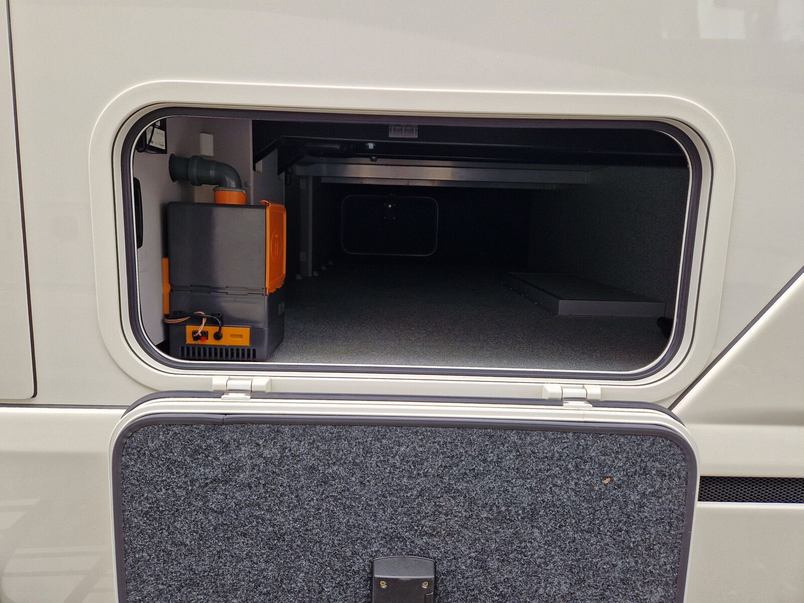 Fahrzeugabbildung Morelo Palace Liner 93 MB MB Atego 1230