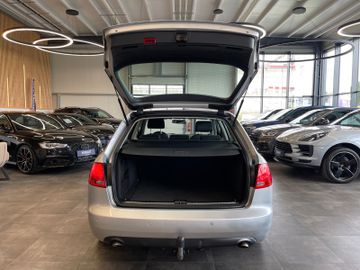 Audi A4 Avan 3.0 TDI quattro *SZHZ*PDC*TEMPOMAT*KLIMA