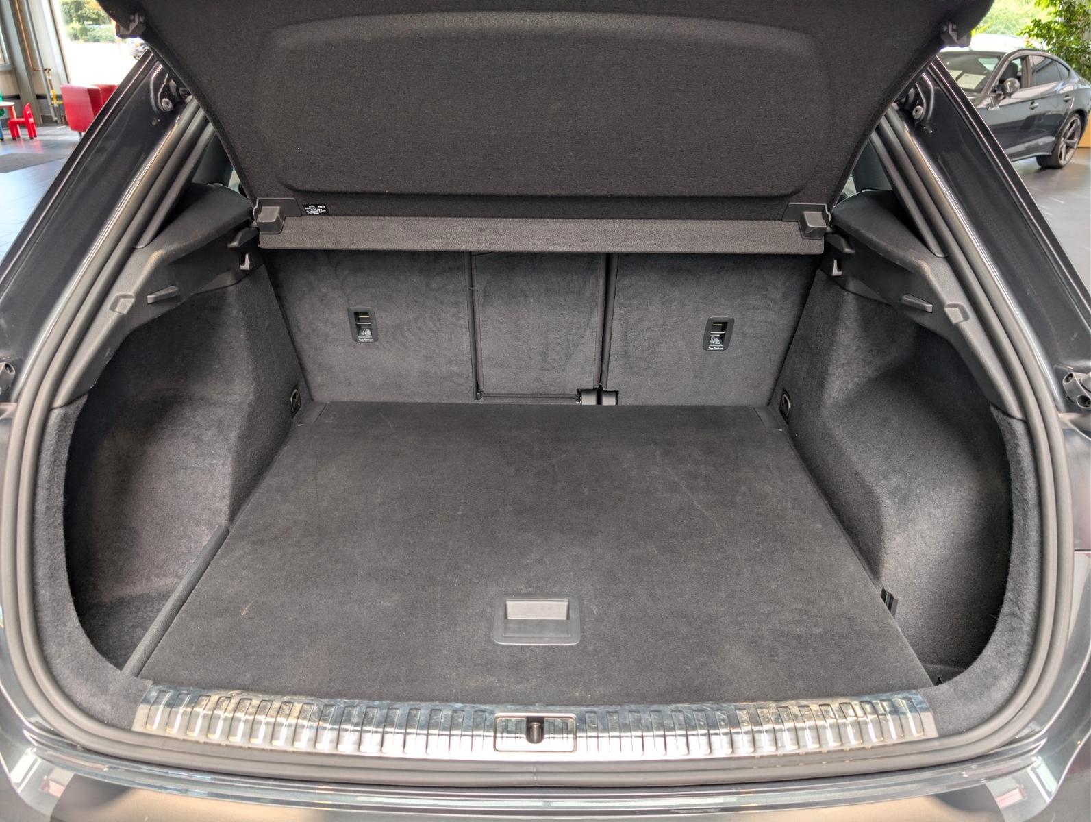 Audi Q3 35 TFSI S tronic S line, миниатюра 14