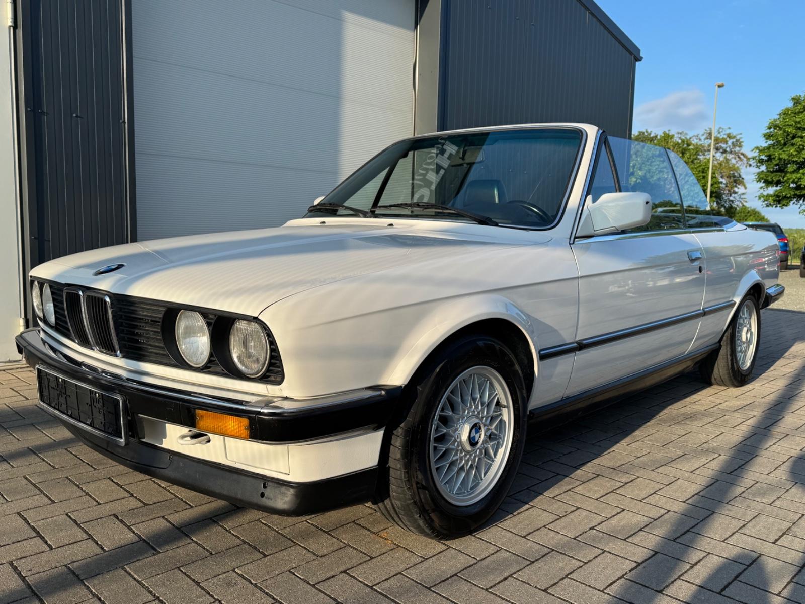 BMW 320i E30 Cabrio 6-Zylinder 129 PS Leder Chrom