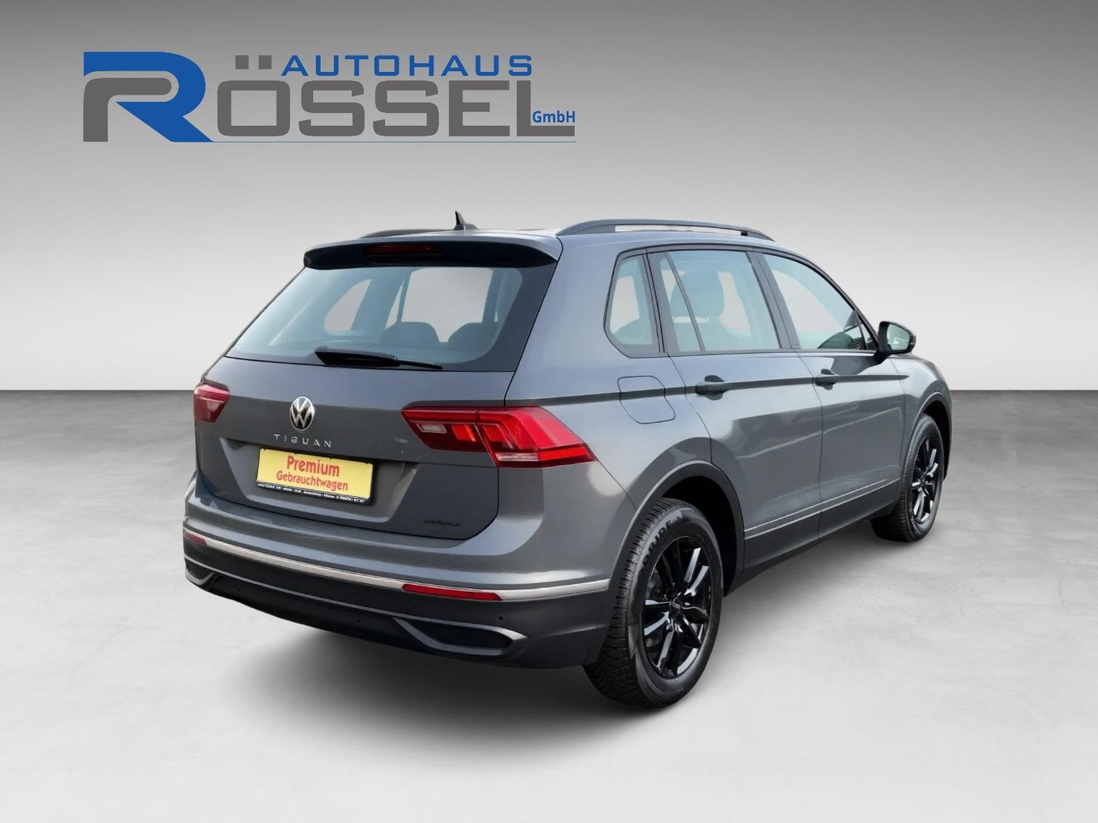 Volkswagen Tiguan 1,5 TSI Edition 17" Alu AHK ACC Navi Sitz