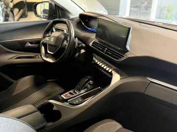 Peugeot 3008 - 8