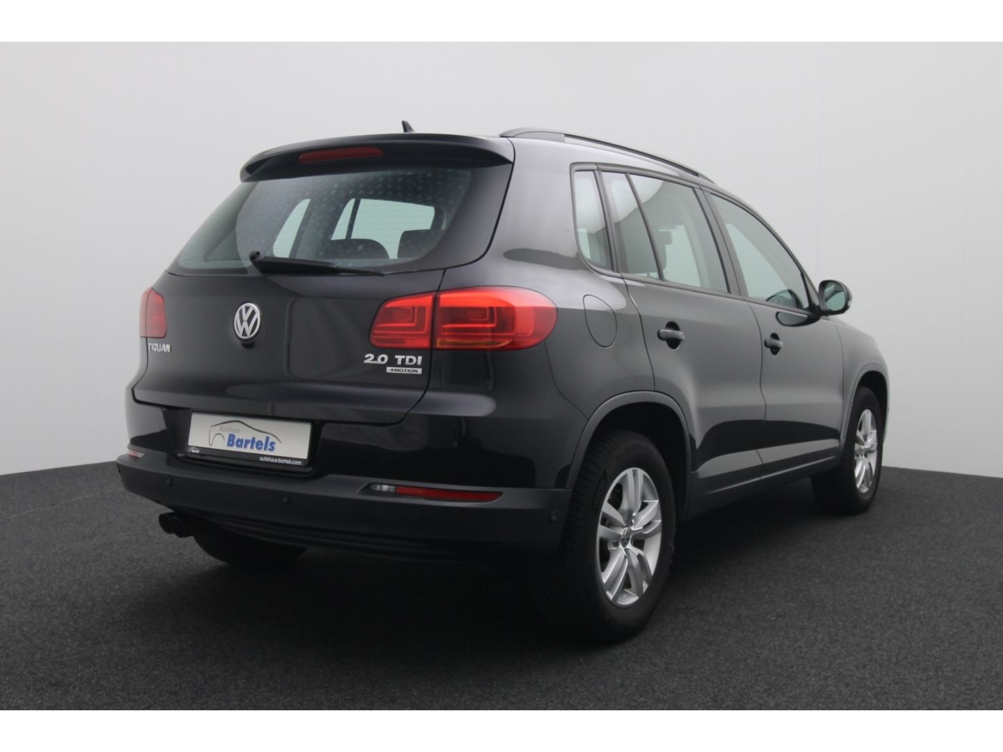 Fahrzeugabbildung Volkswagen Tiguan 2.0 TDI DSG 4Motion Trend & Fun AHK Xenon