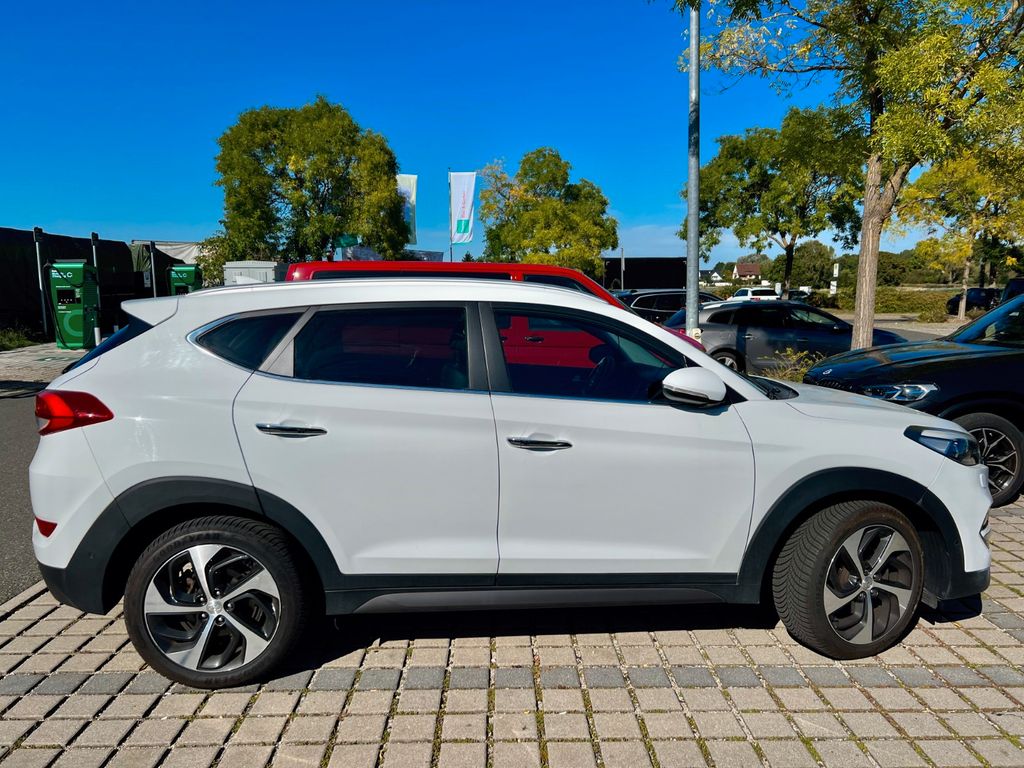 Image of Hyundai TUCSON