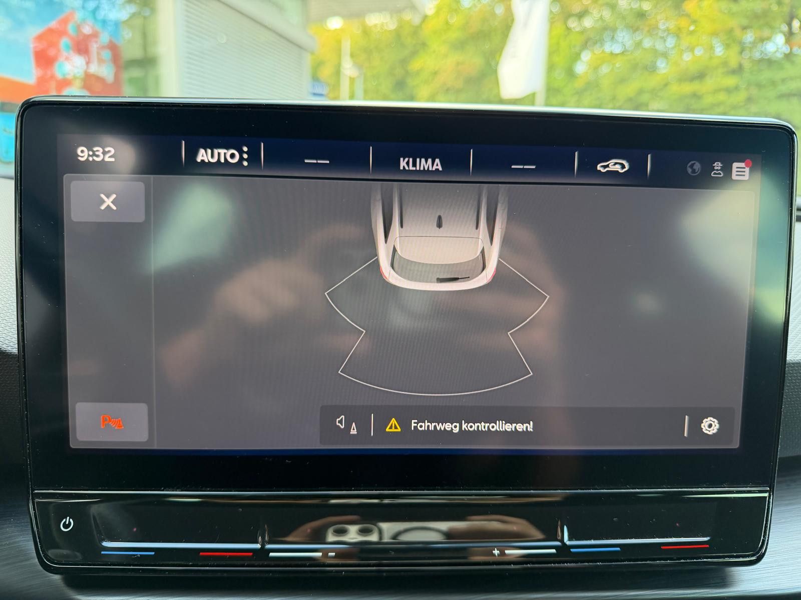 Fahrzeugabbildung CUPRA Leon 2.0 TSI VZ >VIRTU+LED+NAVI+PDC+DAB+19"+