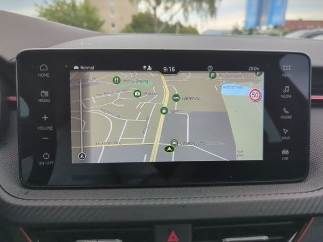 Fahrzeugabbildung SKODA Scala 1.5 TSI DSG Monte Carlo NAV TRAVELLER KOMF