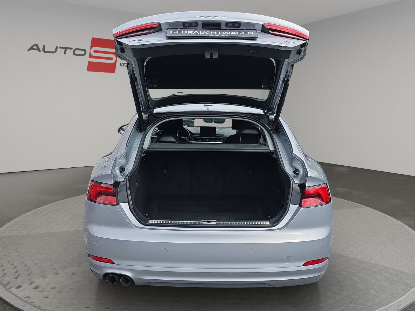 Fahrzeugabbildung Audi A5 Sportback basis NAVI PDC